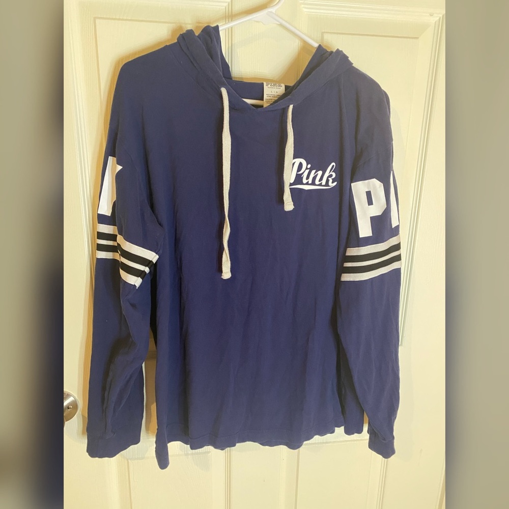 Victoria’s Secret pink long sleeve tshirt